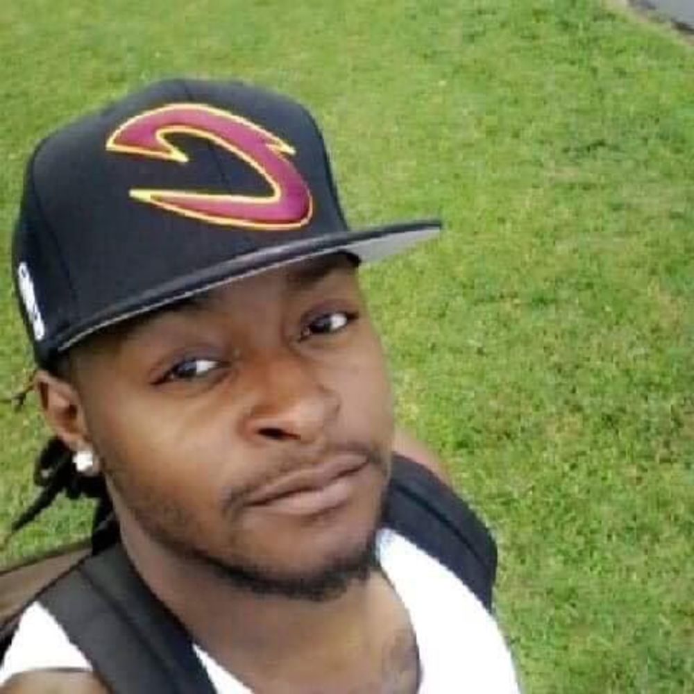 Meet your Posher, Ethan